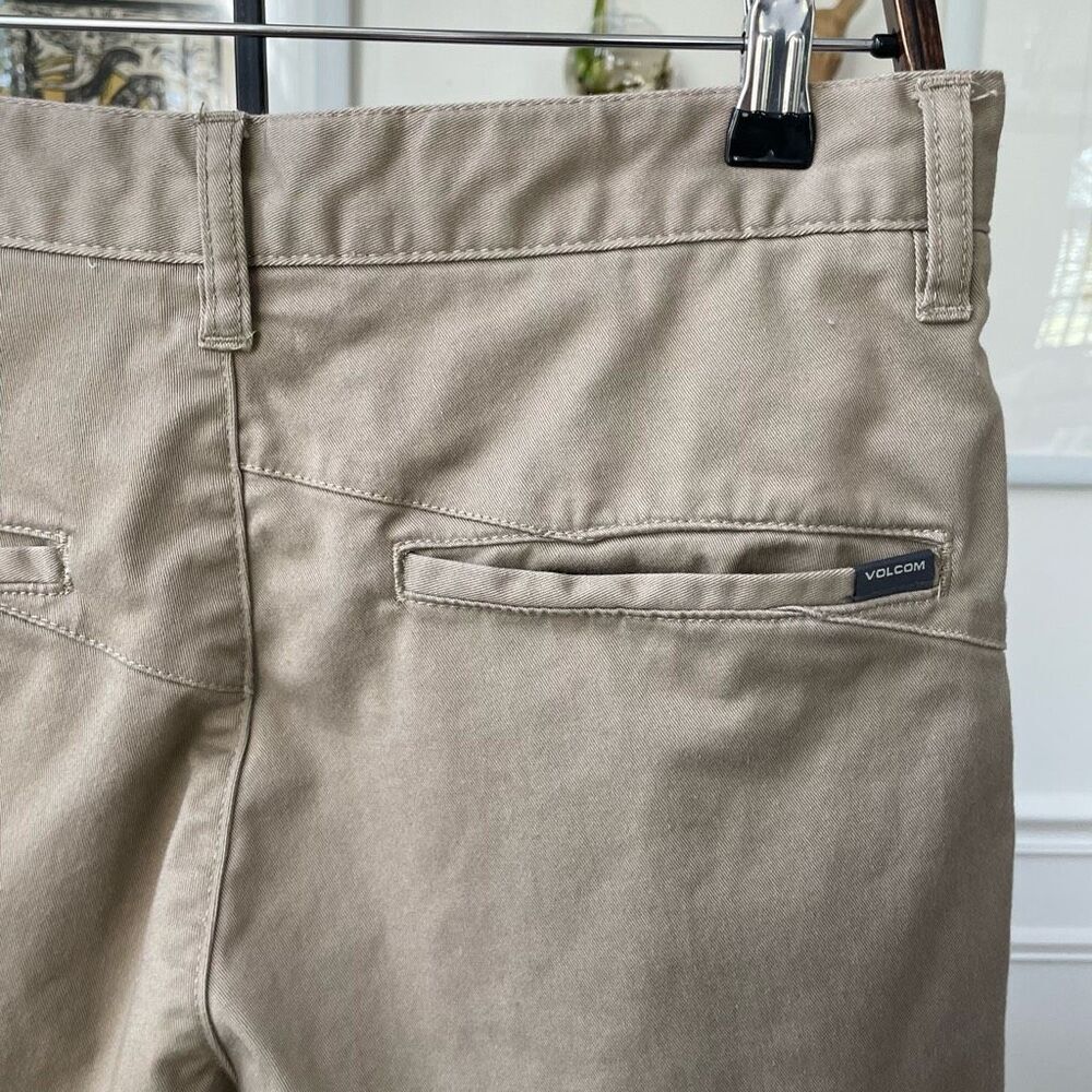Volcom Taupe Tan Twill Shorts 30 x 9.5 - Picture 3 of 6